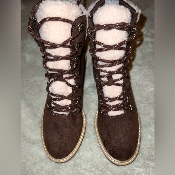 NWT CORKYS ” Squad “Chocolate Shearling Ankle Boots/ Booties Heeled Boots - Picture 7 of 12